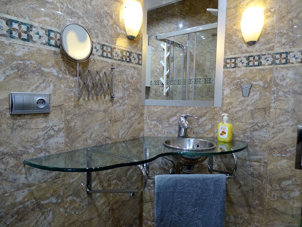 Atico77 Apartment Caces Екстериор снимка